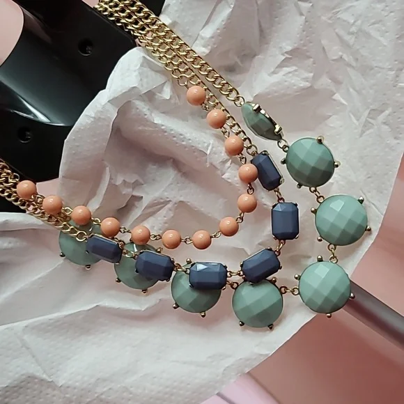 Stephan & Co. Gold Chain Necklace - Picture 4 of 4